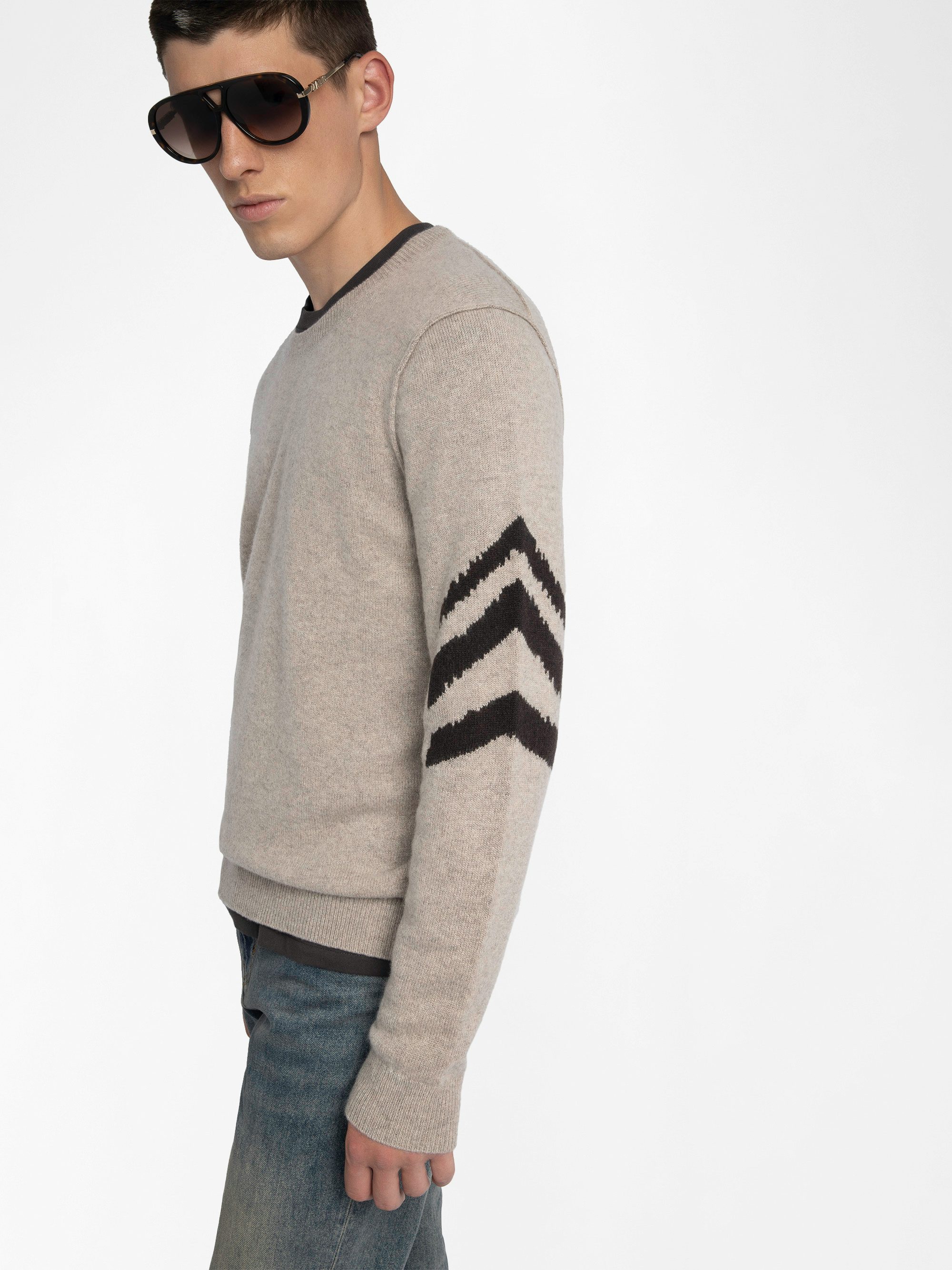 Kennedy Jumper 100% Cashmere - Round neck jumper with arrow on the arm.